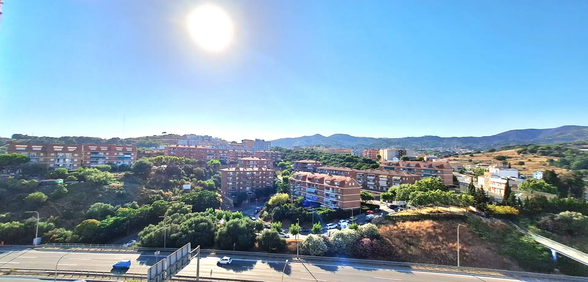 Vista exterior de Piso en venta en Montgat con Calefacción, Parquet y Horno