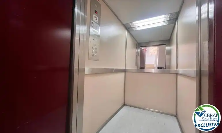 Apartamento con ascensor en venta en Plaza CARLES FAGES CLIMENT 7 4 D 7, imagen 32