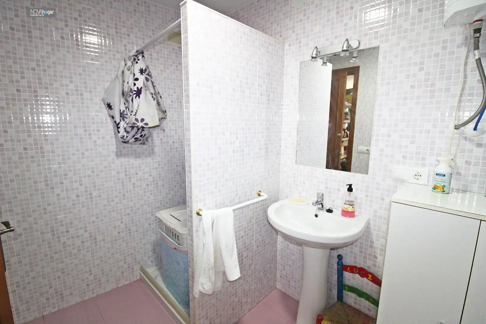 Baño de Finca rústica en venta en Málaga
