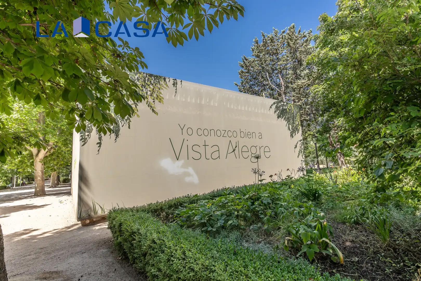 Vista exterior de Piso en venta en Madrid con Calefacción, Terraza y Trastero