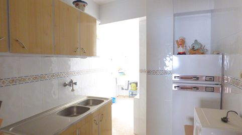 Foto 4 de Piso en venta en Comercio, Barrio Alto - San Félix, Almería Capital