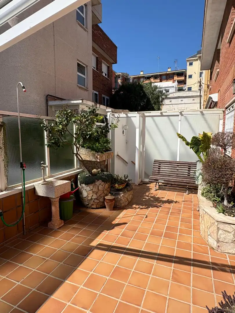 Terraza de Casa adosada en venta en Barcelona con Aire acondicionado, Calefacción y Jardín privado