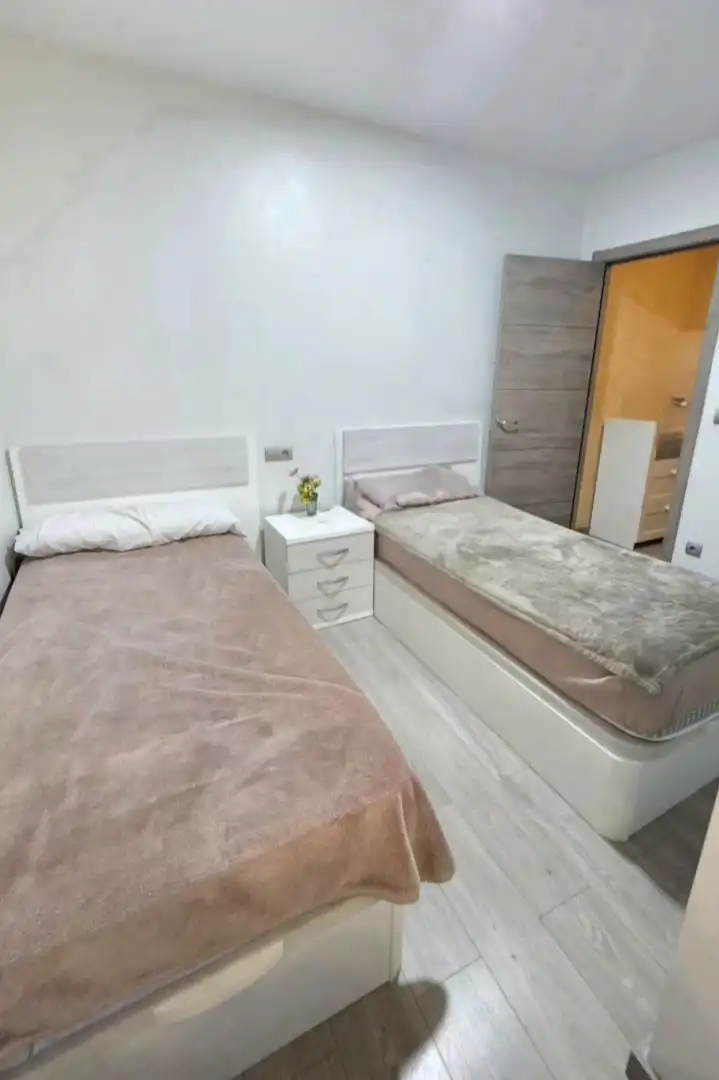 Schlafzimmer von Erdgeschoss zum Verkauf in Mollet del Vallès mit Klimaanlage, Heizung und Parkett
