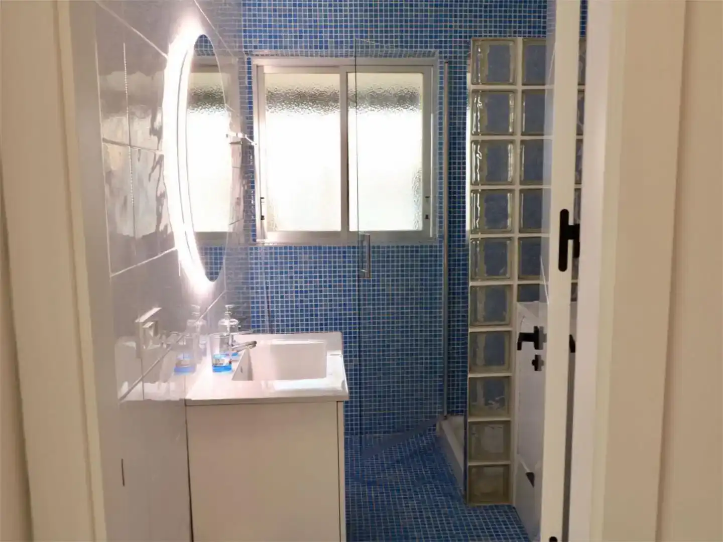 Bany de Apartament de lloguer en Altea amb Aire condicionat i Balcó