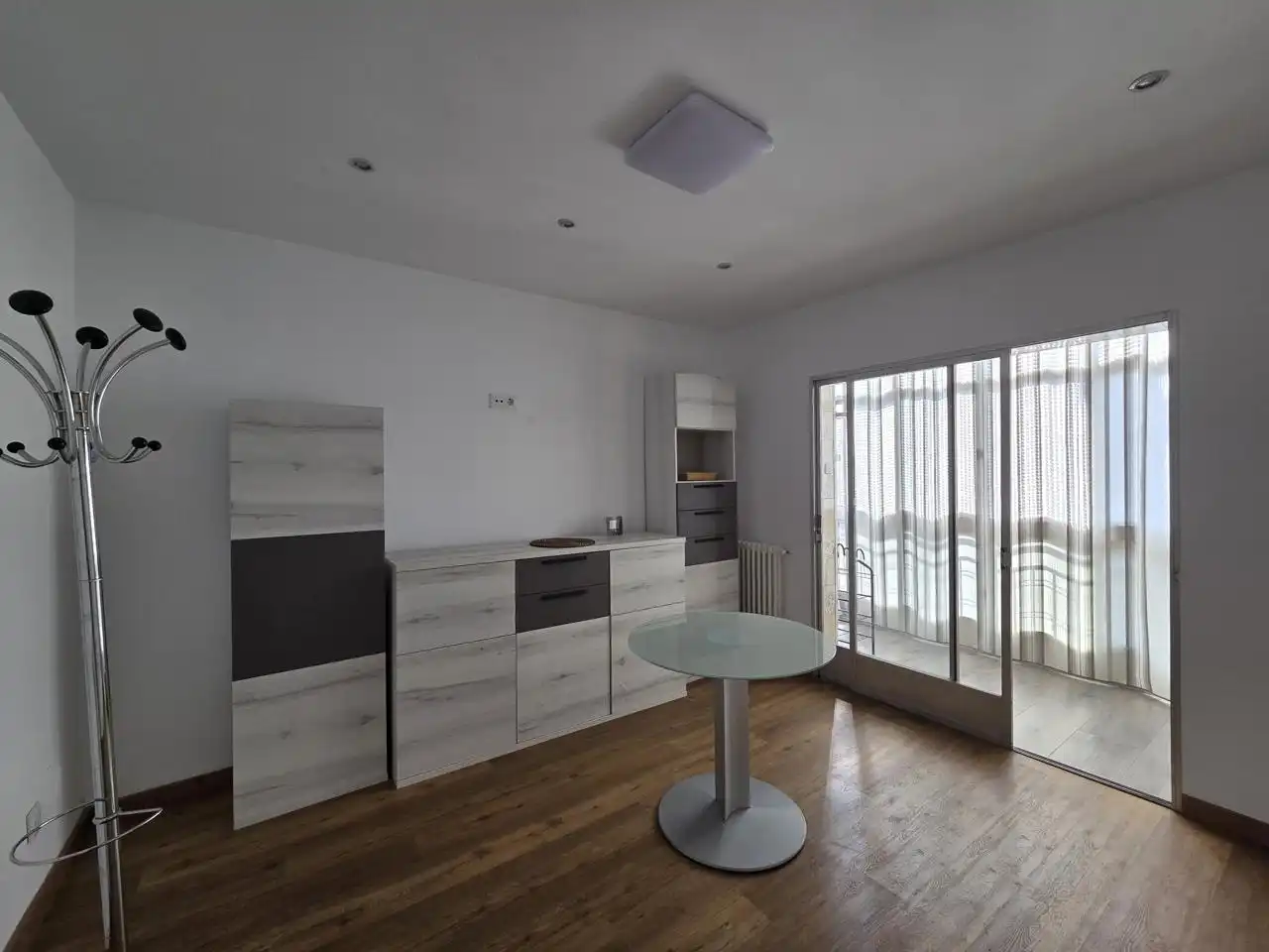 Flat for rent in Calle de San Jaime, Casco Histórico de Vallecas