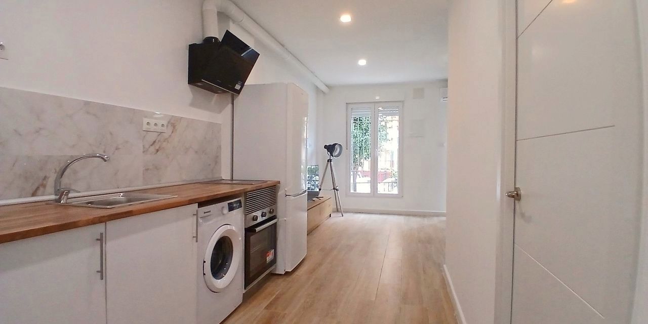 Cuina de Apartament de lloguer en Málaga Capital amb Aire condicionat, Calefacció i Terrassa