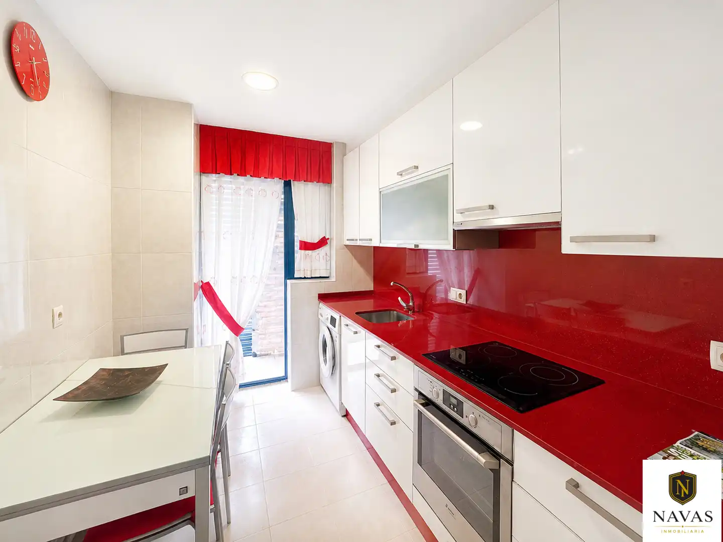 Kitchen of Flat for sale in Vigo   with Heating, Parquet flooring and Furnished