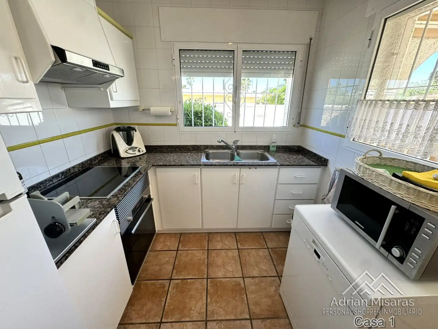 Cocina de Casa o chalet en venta en Deltebre con Aire acondicionado, Piscina y Amueblado