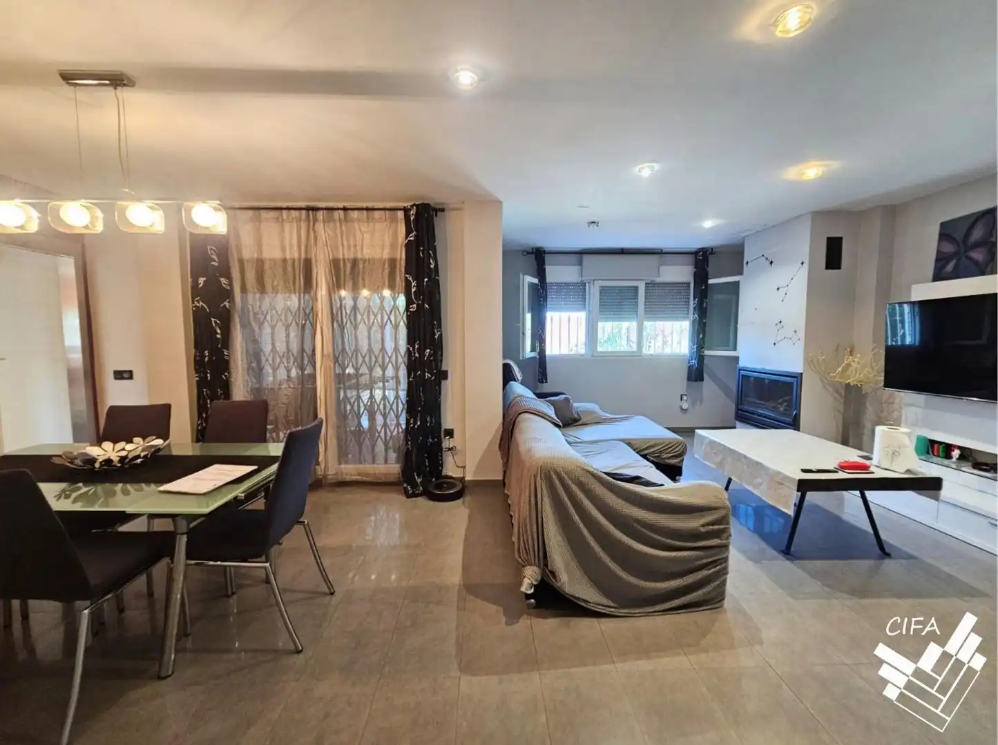 Sala d'estar de Casa o xalet en venda en Santa Magdalena de Pulpis amb Aire condicionat, Jardí privat i Terrassa