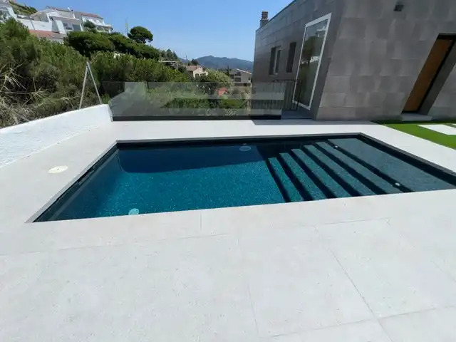 Swimming pool of Houses for sale in Sant Pol de Mar  with Air Conditioner, Private garden and Terrace