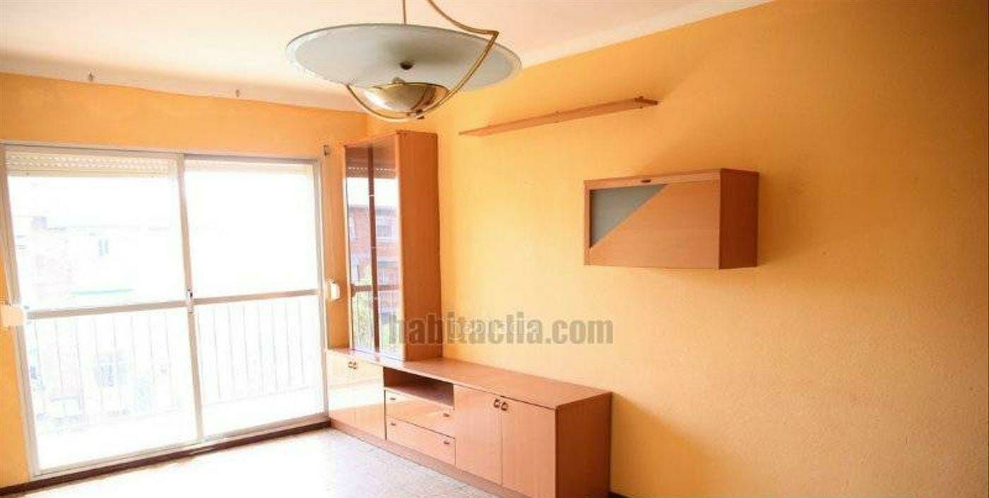 Pis en venda a Carrer de la Valira, Les Arenes - La Grípia  Can Montllor, Nord-est