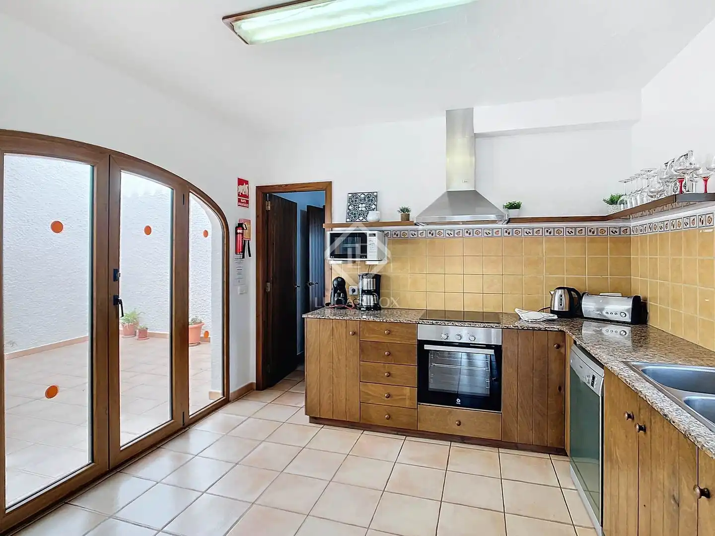 Küche von Country house zum Verkauf in Ciutadella de Menorca mit Klimaanlage, Heizung und Privatgarten