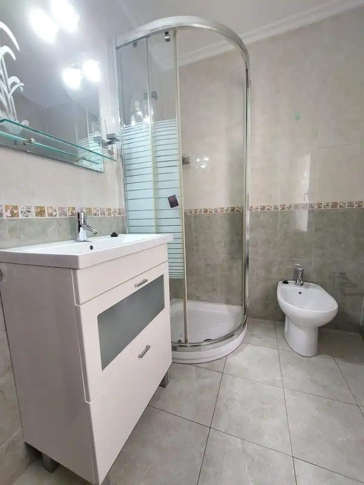Bathroom of Flat for sale in Gijón   with Heating and Balcony