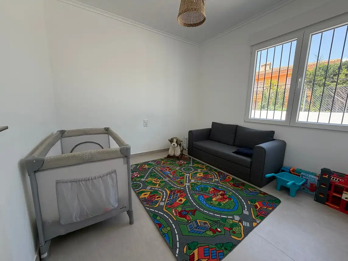 Sala d'estar de Casa o xalet en venda en Santa Pola amb Aire condicionat, Jardí privat i Piscina
