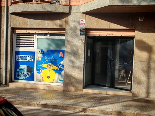 Local comercial en Alquiler en Carrer del Pintor Fortuny, 1 en Torre-roja-Campreciós