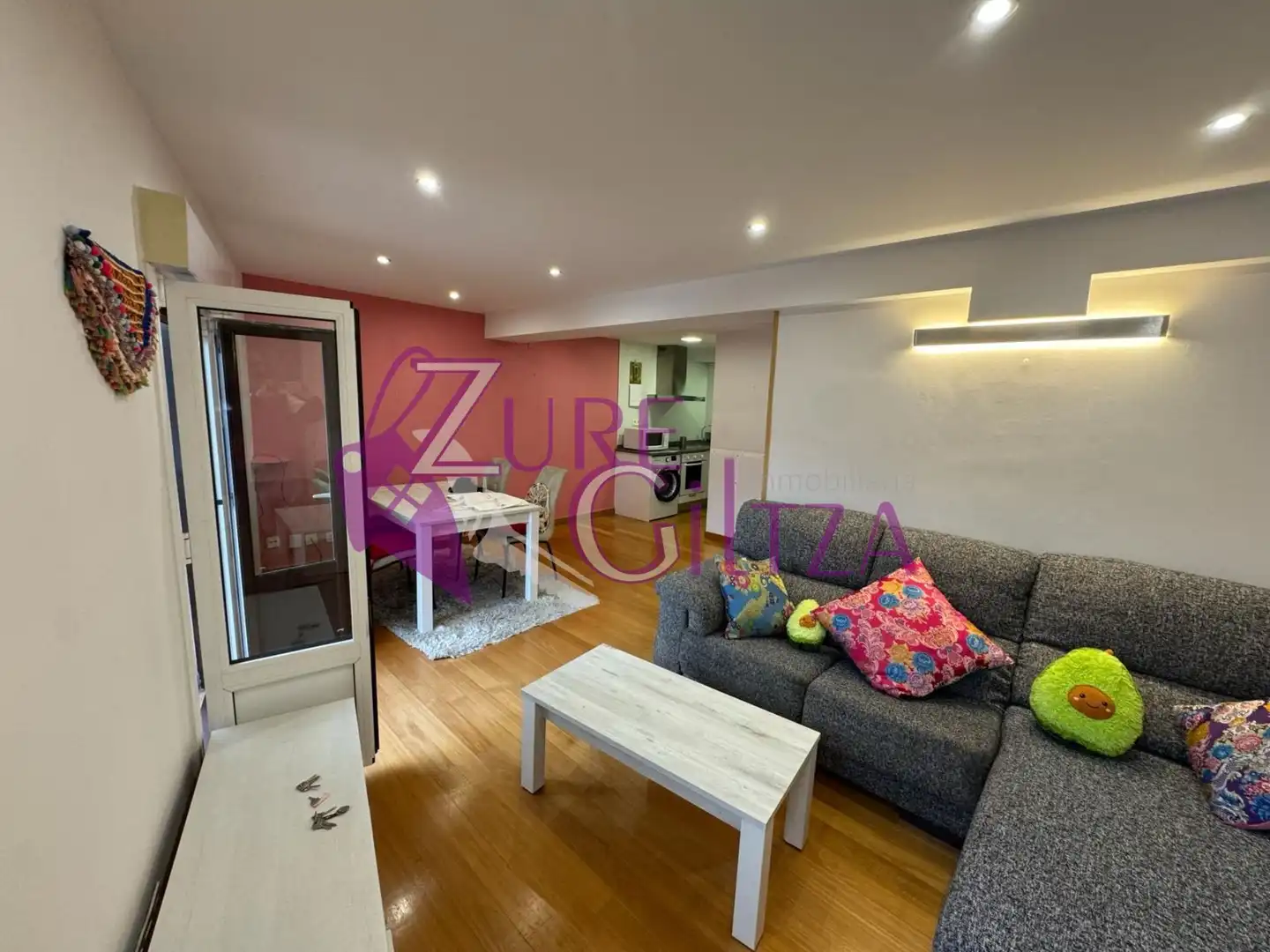 Living room of Flat for sale in Durango  with Heating and Furnished