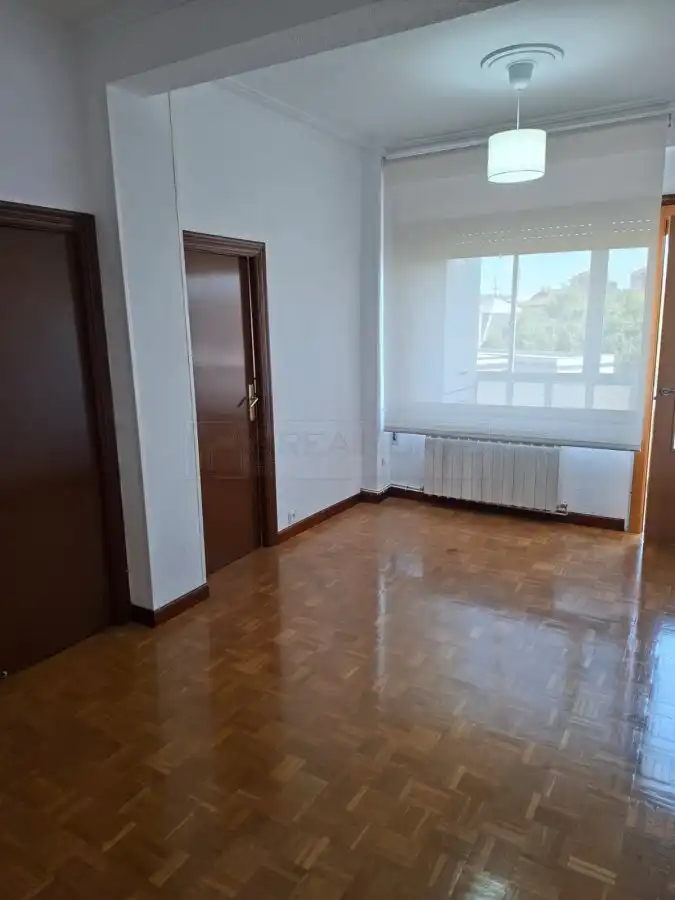 Habitación de Piso en venta en Vitoria - Gasteiz con Calefacción, Parquet y Terraza