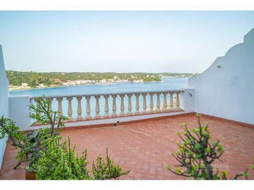 Haus mit Balkon zum Verkauf in Maó ciutat