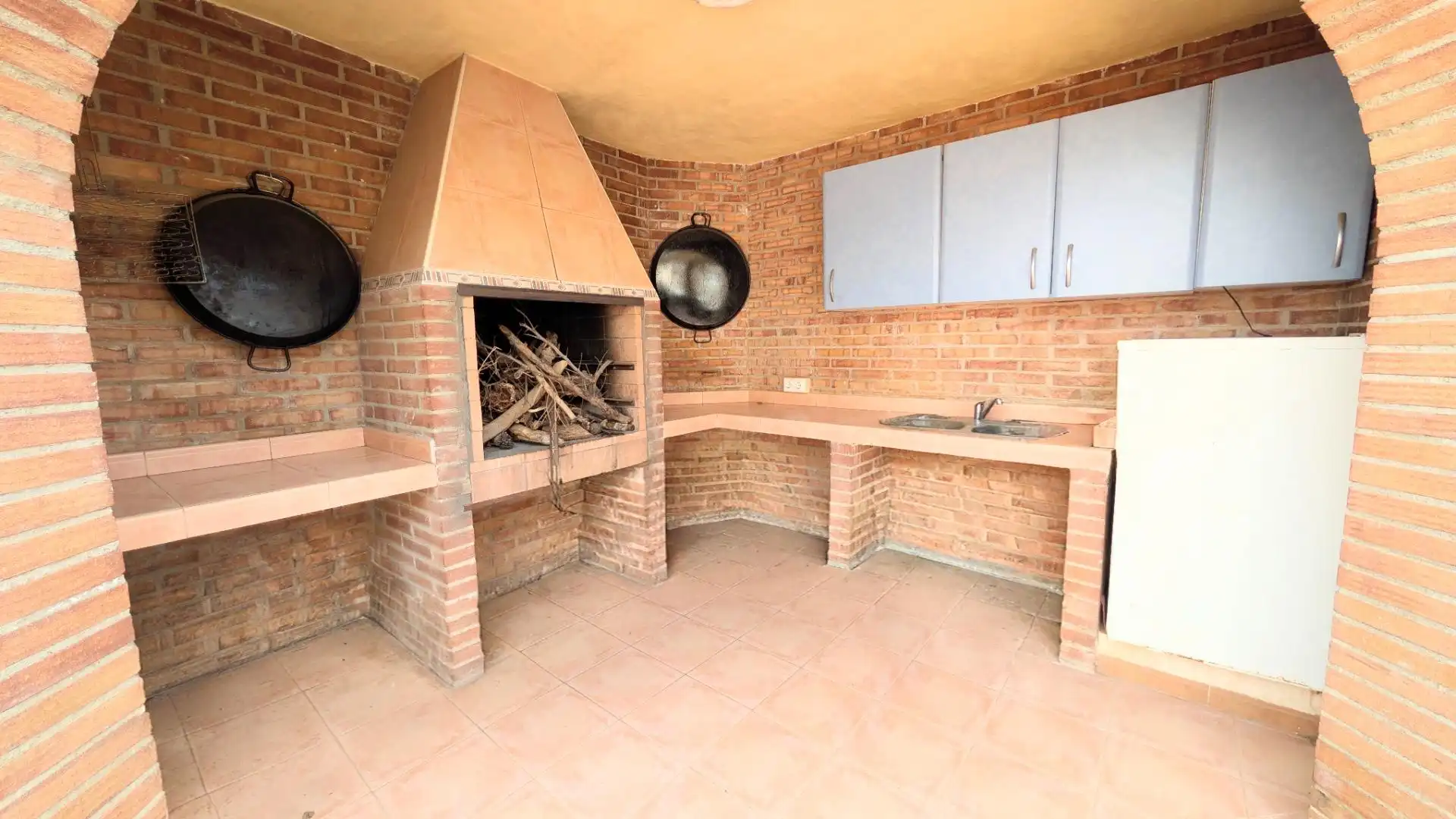 Cuina de Casa o xalet en venda en Elche / Elx amb Aire condicionat, Calefacció i Jardí privat