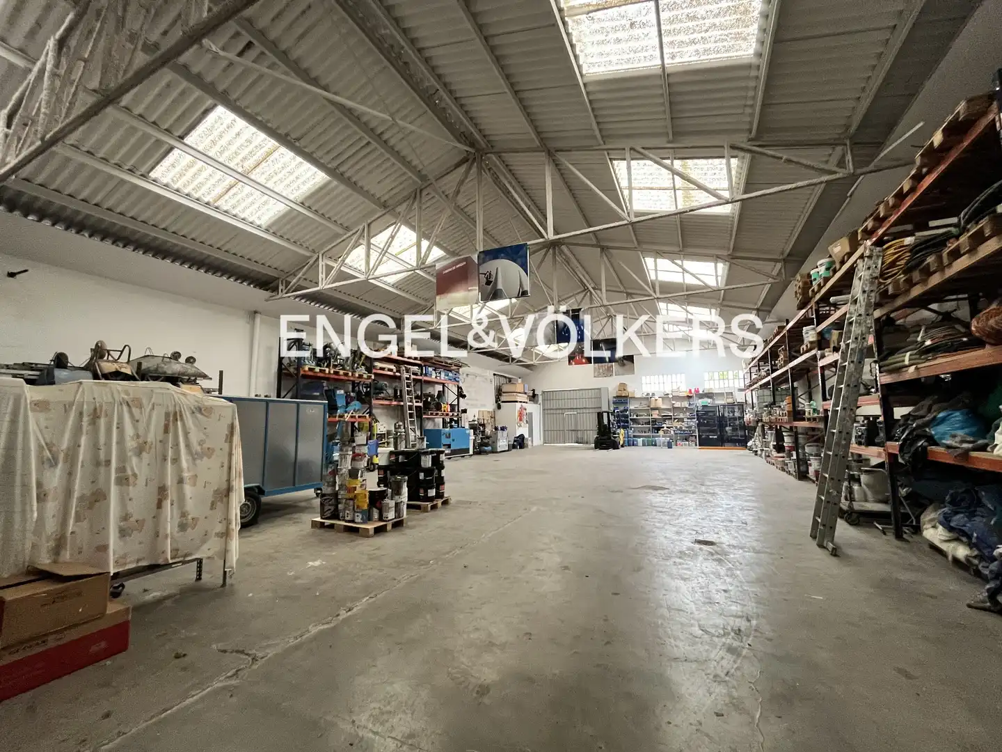 Nave industrial de alquiler en Granollers