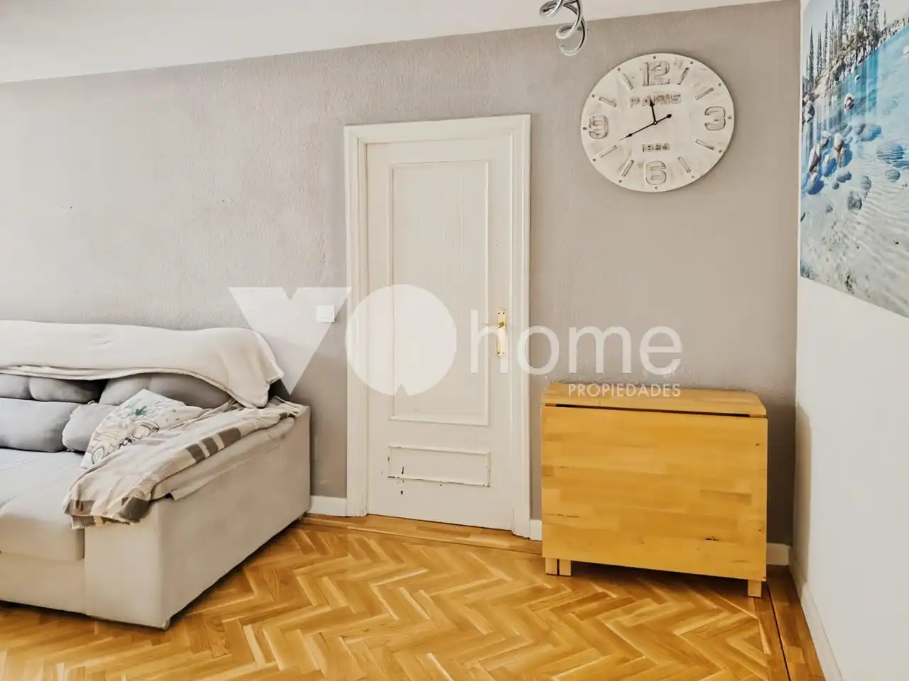 Habitación de Planta baja en venta en Madrid con Calefacción