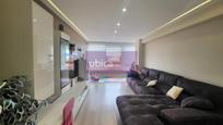 Living room of Flat for sale in Vigo   with Heating and Storage room
