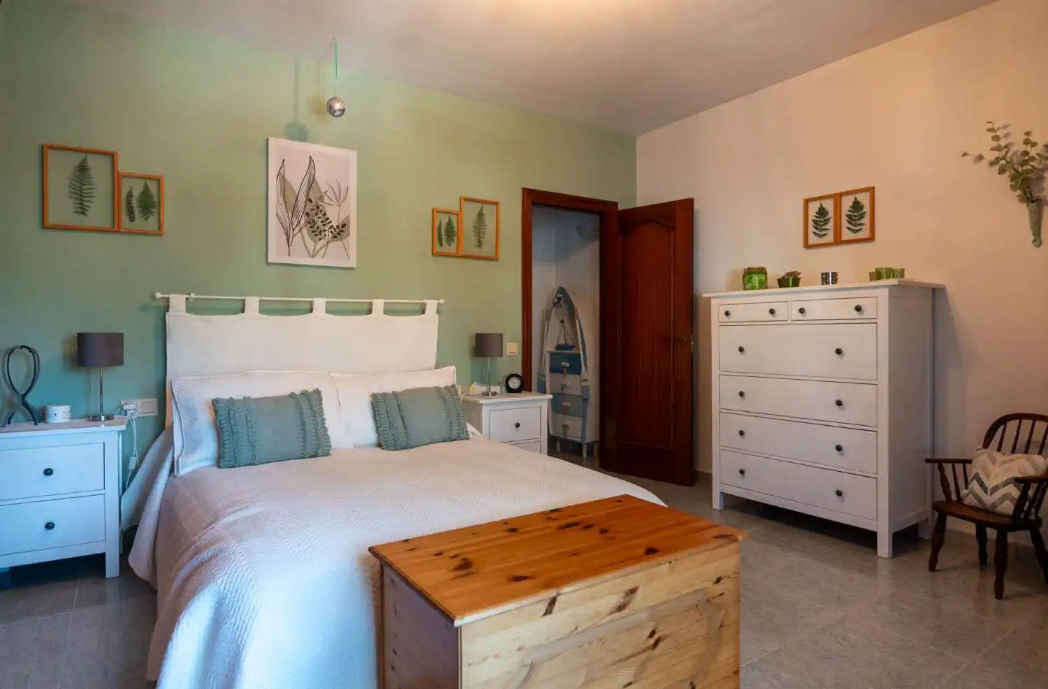 Habitación de Casa adosada en venta en Molvízar con Aire acondicionado, Terraza y Trastero