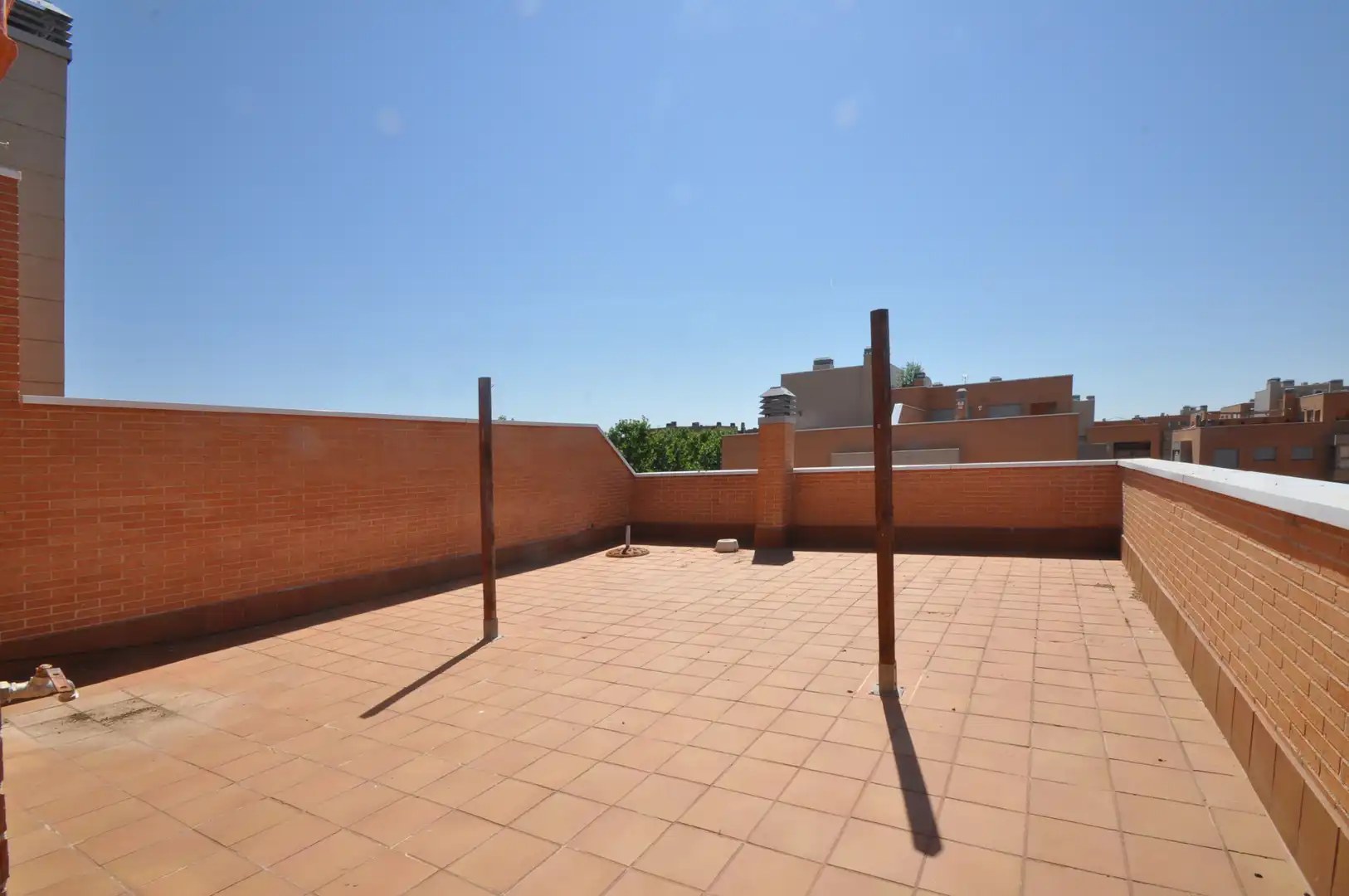 Terrassa de Àtic de lloguer en Yebes amb Aire condicionat, Calefacció i Jardí privat