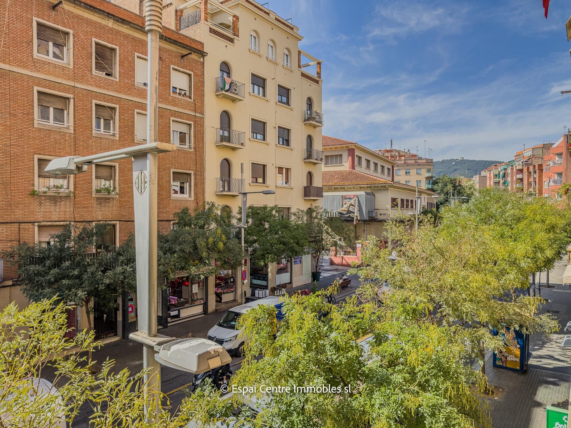 Exterior view of Flat for sale in  Barcelona Capital  with Heating, Parquet flooring and Terrace