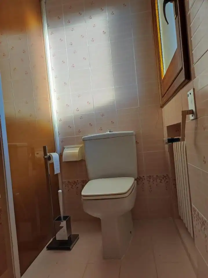 Bathroom of Houses for rent in Zaragoza  with Air Conditioner, Heating and Private garden