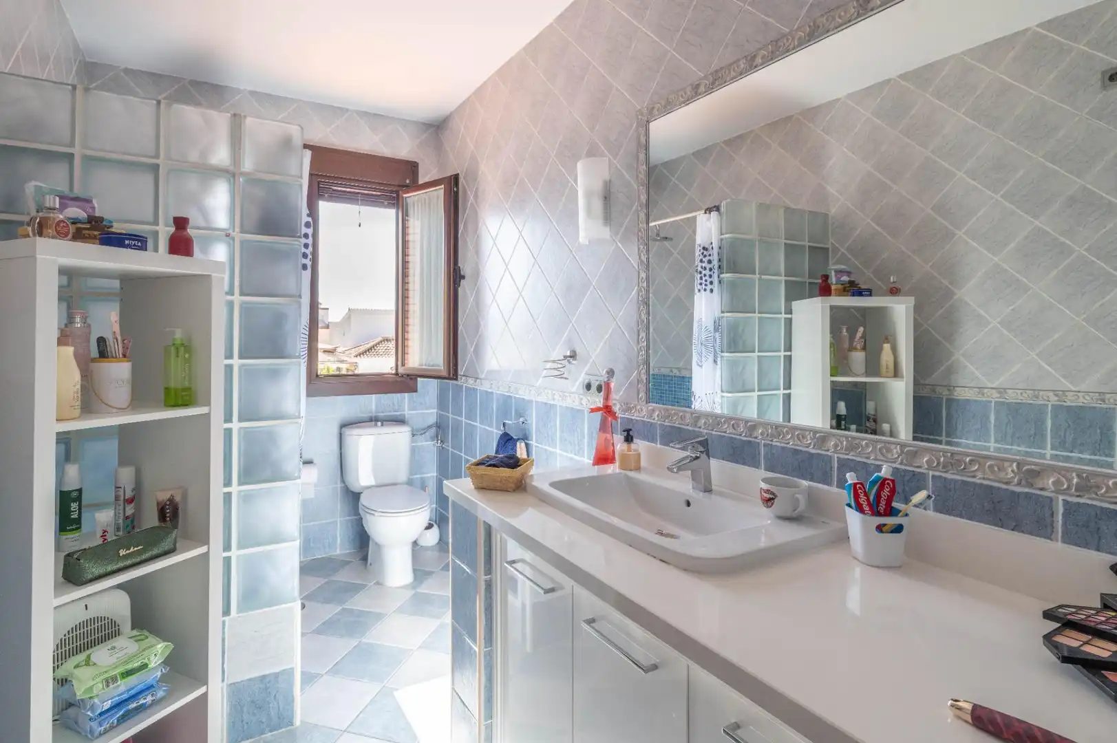 Baño de Casa o chalet en venta en Albolote con Aire acondicionado, Calefacción y Terraza