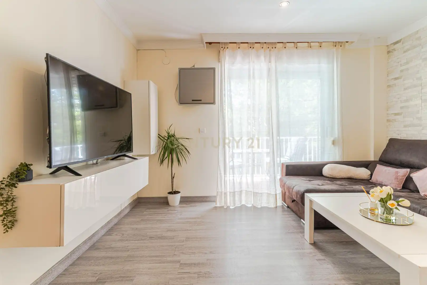 Sala de estar de Apartamento en venta en Albolote con Aire acondicionado, Lavadora y Microondas