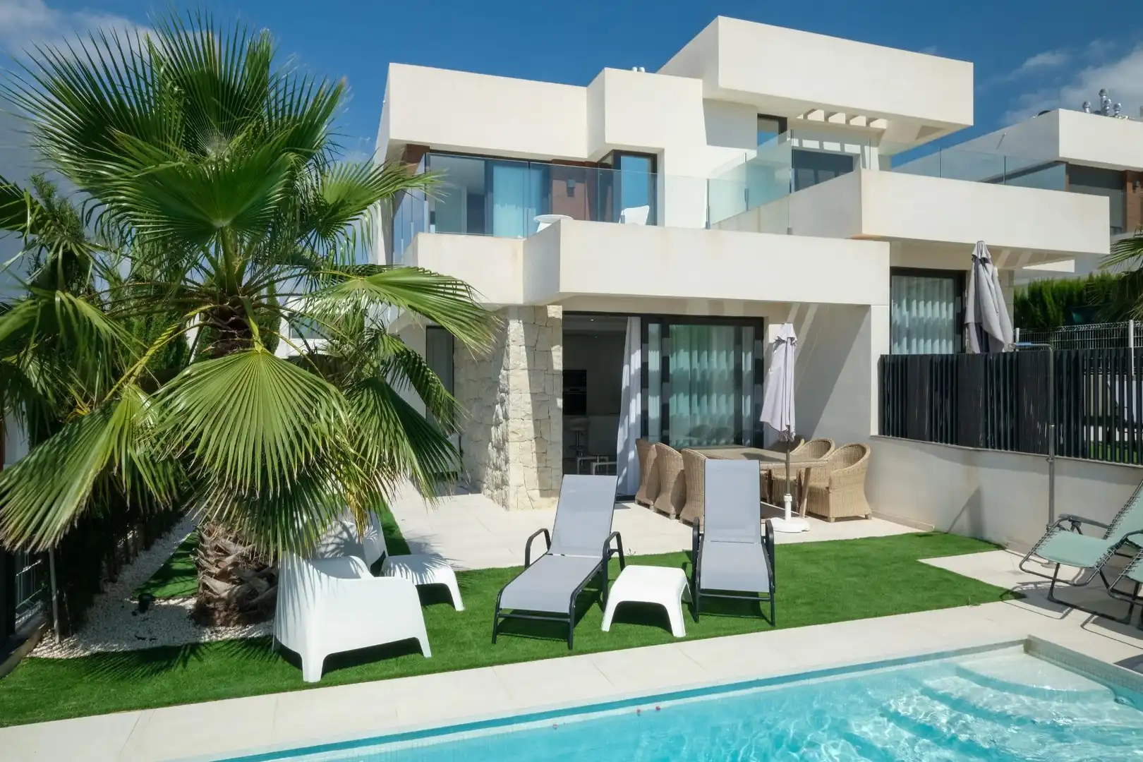 Terraza de Casa o chalet de alquiler en Finestrat con Aire acondicionado, Calefacción y Jardín privado