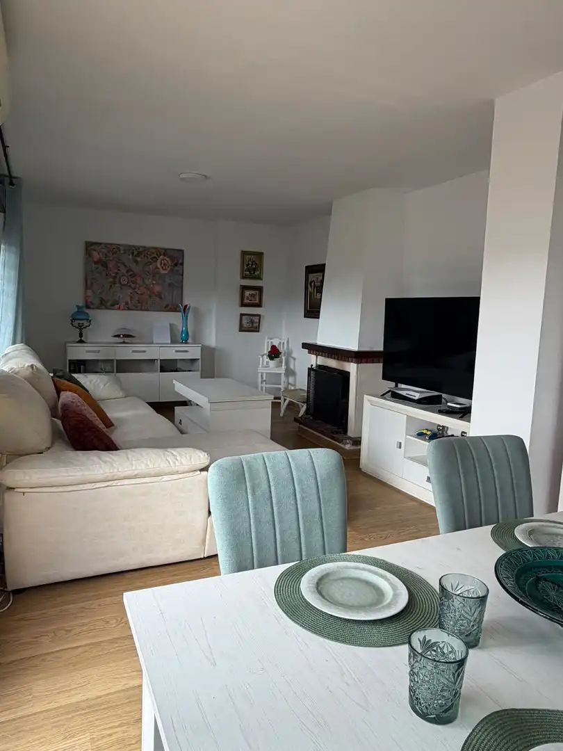 Sala de estar de Ático en venta en Algeciras con Aire acondicionado y Terraza