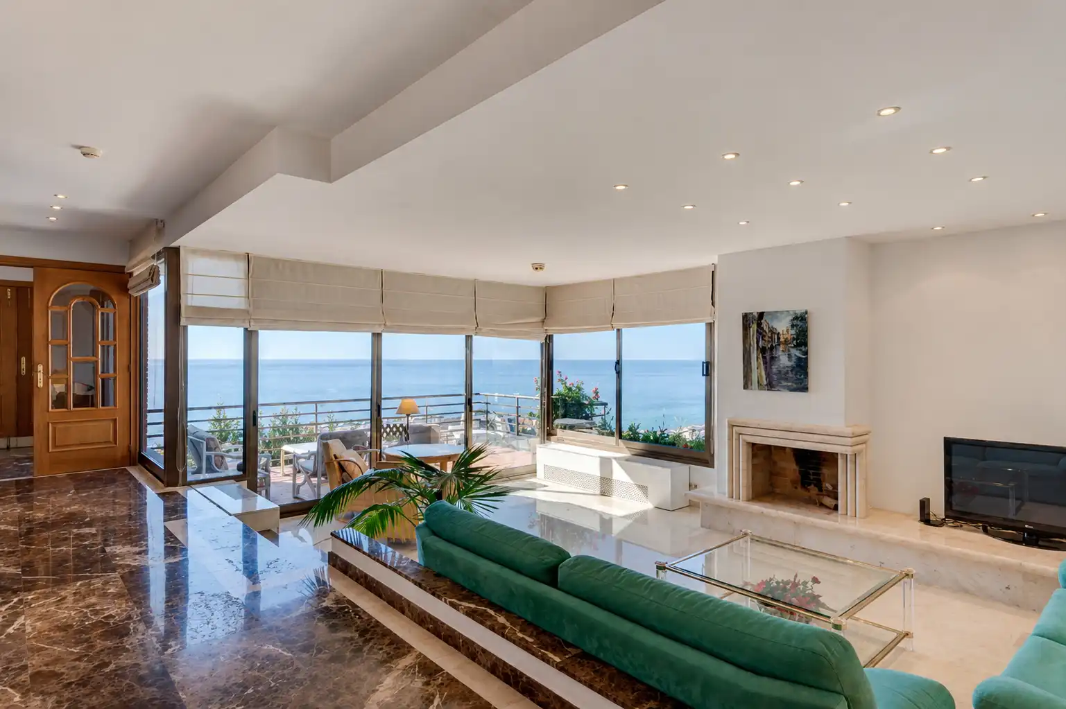 Living room of Houses for sale in Sitges  with Air Conditioner, Heating and Private garden