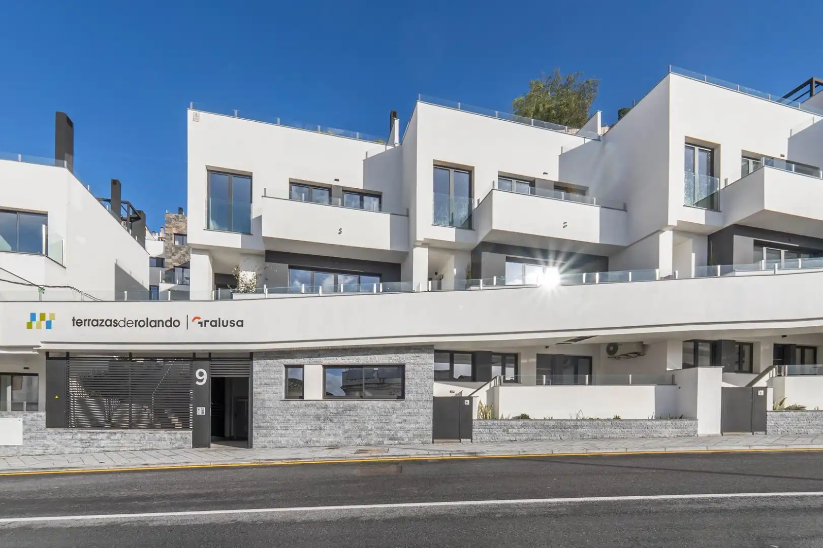 Vista exterior de Dúplex de alquiler en Granada con Aire acondicionado, Calefacción y Terraza
