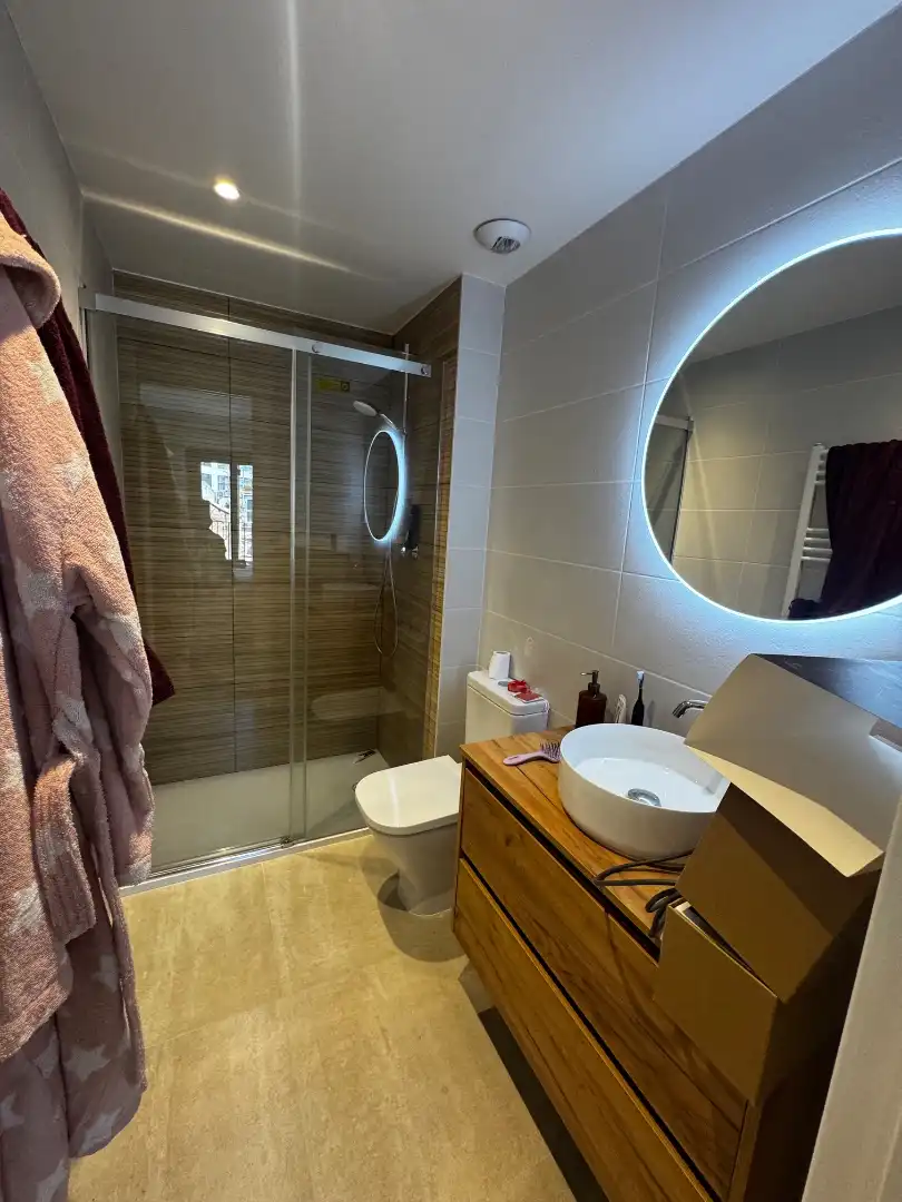 Bathroom of Flat for rent in Mollet del Vallès  with Air Conditioner, Heating and Parquet flooring