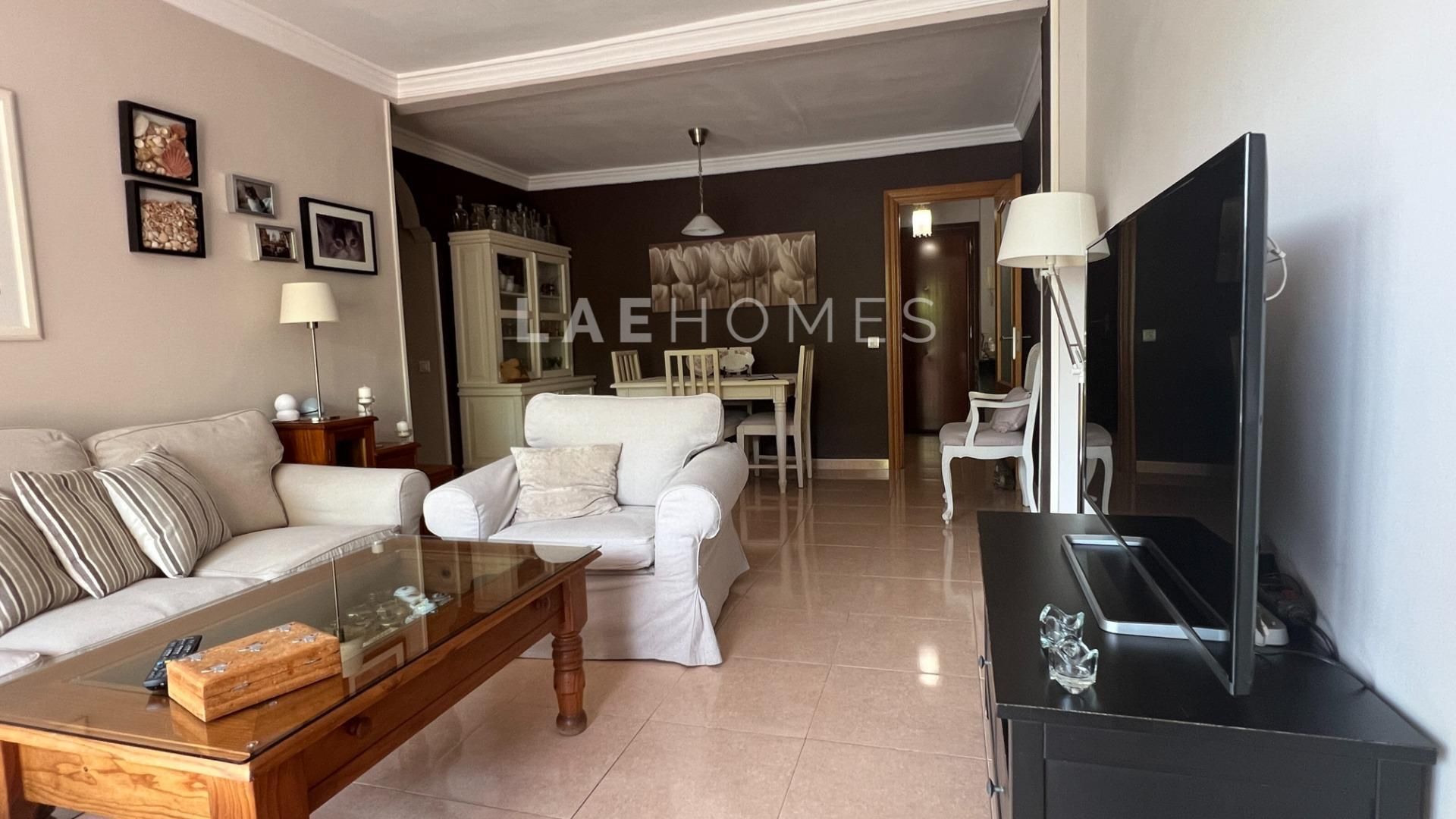 Living room of Flat for sale in Fuengirola  with Air Conditioner, Terrace and Storage room