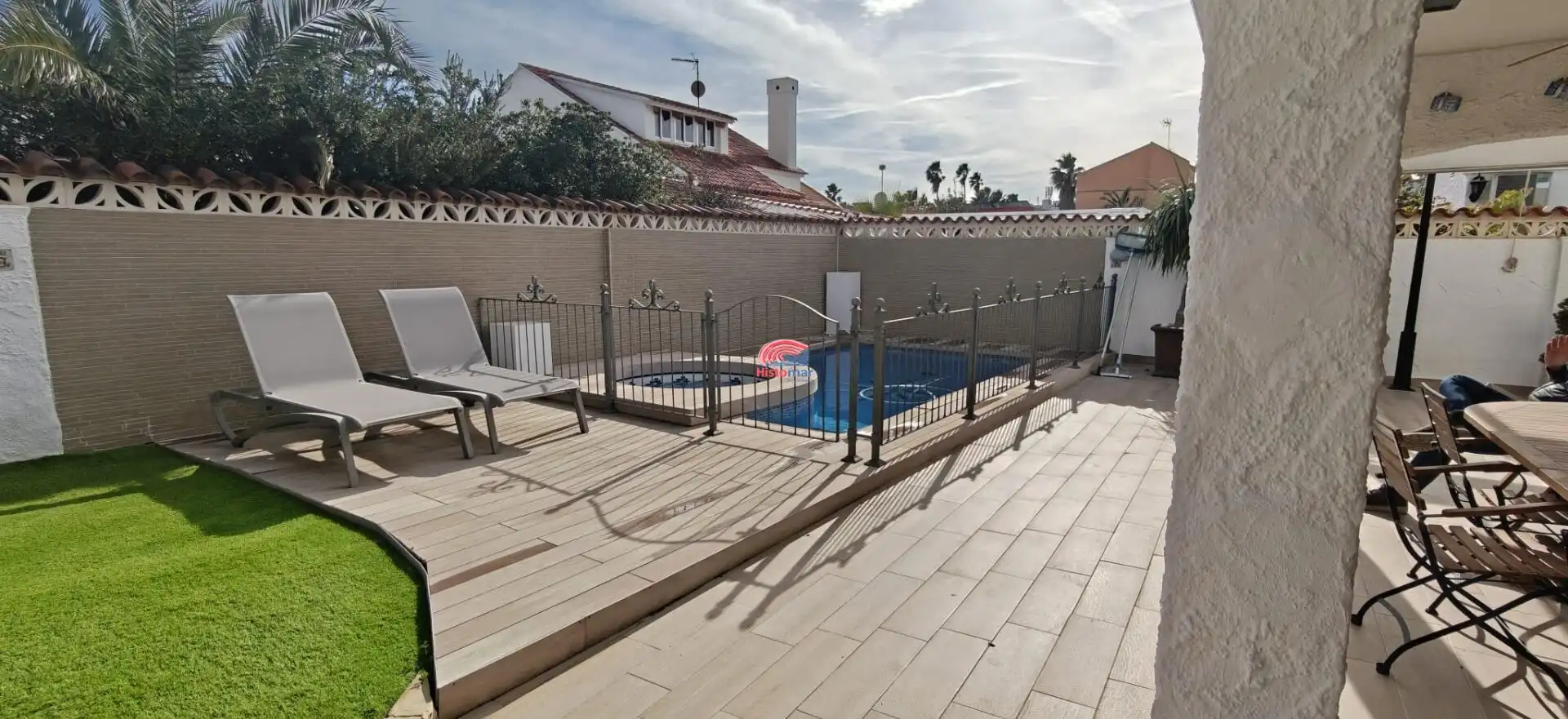 Swimming pool of Houses for sale in Sagunto / Sagunt  with Air Conditioner, Heating and Private garden
