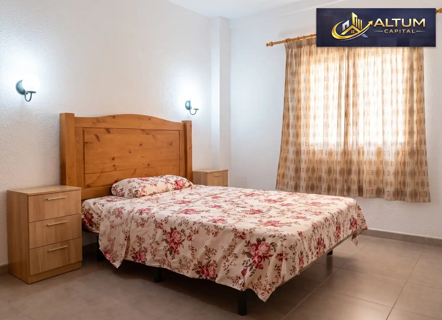 Piso con terraza en venta en Avenida Juan Carlos I 31