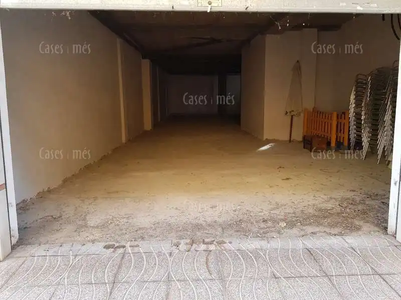 Local en venta en Rafelbuñol / Rafelbunyol