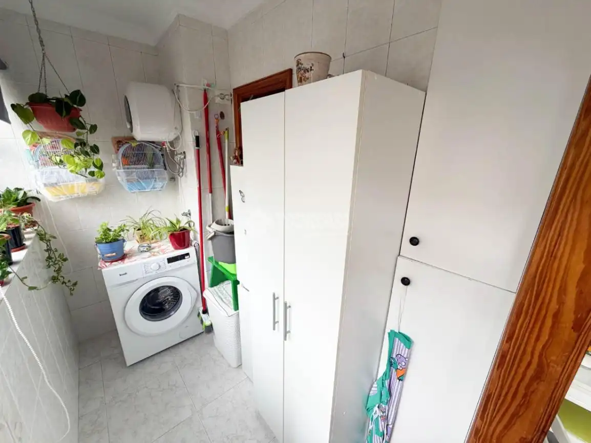 Cocina de Piso en venta en Las Palmas de Gran Canaria con Terraza