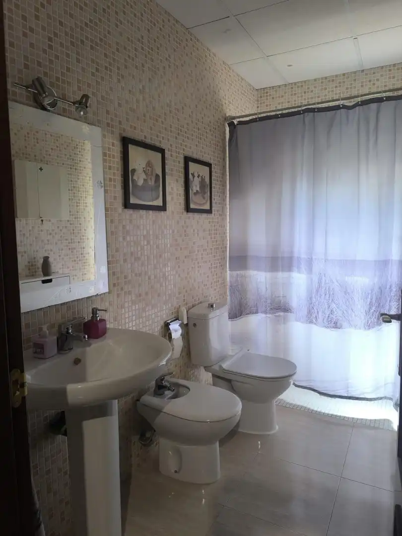 Baño de Casa o chalet de alquiler en La Carlota
