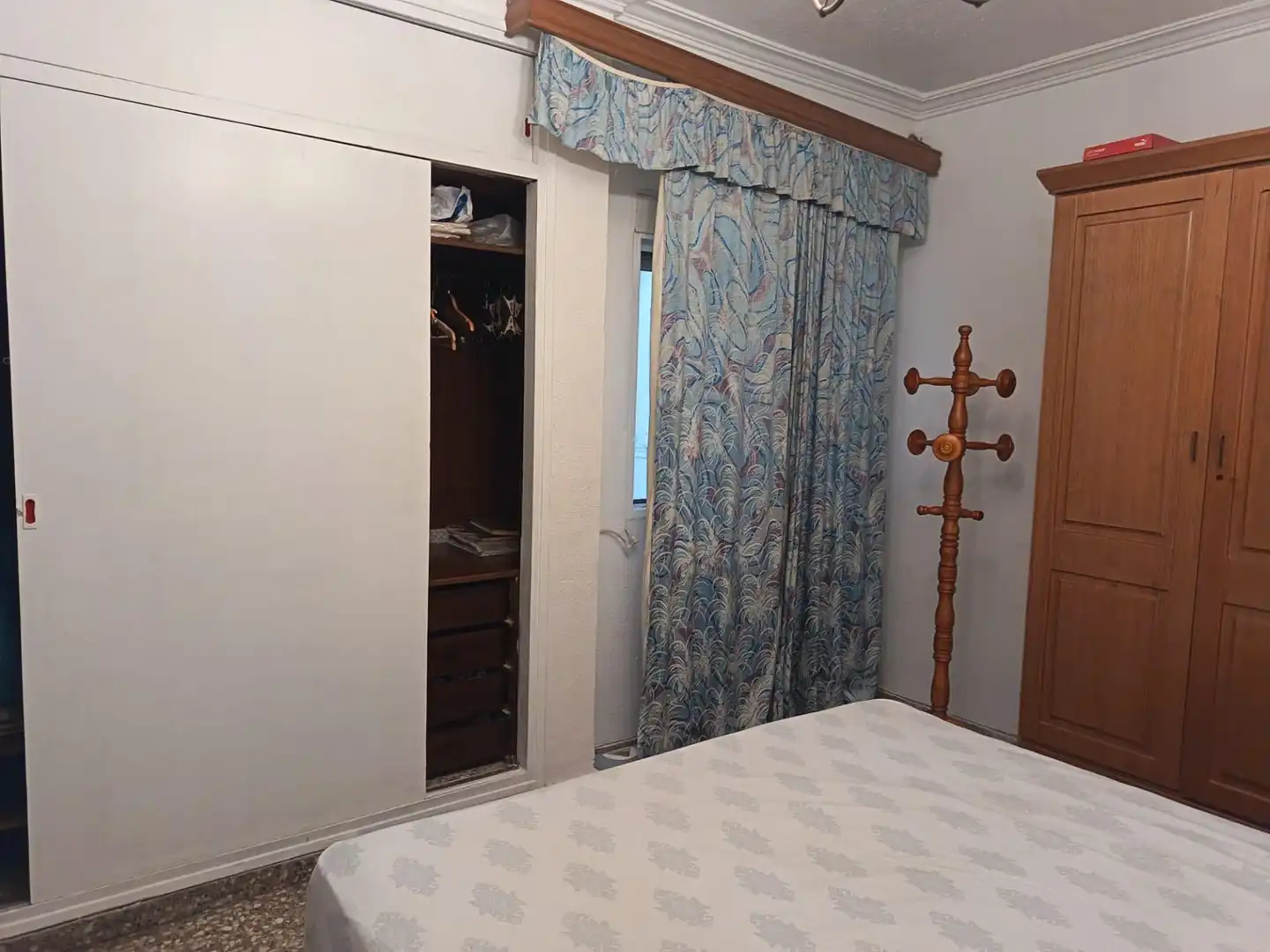 Habitación de Piso en venta en Alicante / Alacant con Amueblado
