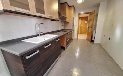 Kitchen of Flat for sale in Tavernes de la Valldigna  with Air Conditioner and Balcony