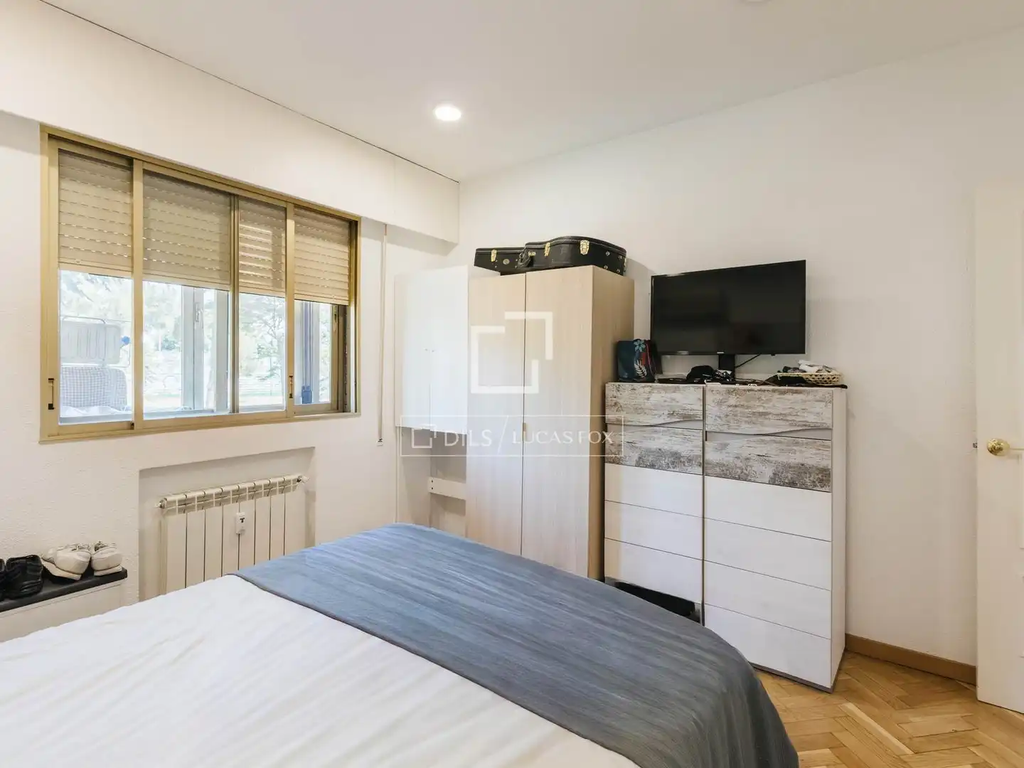Bedroom of Flat for rent in Madrid  with Air Conditioner, Heating and Private garden