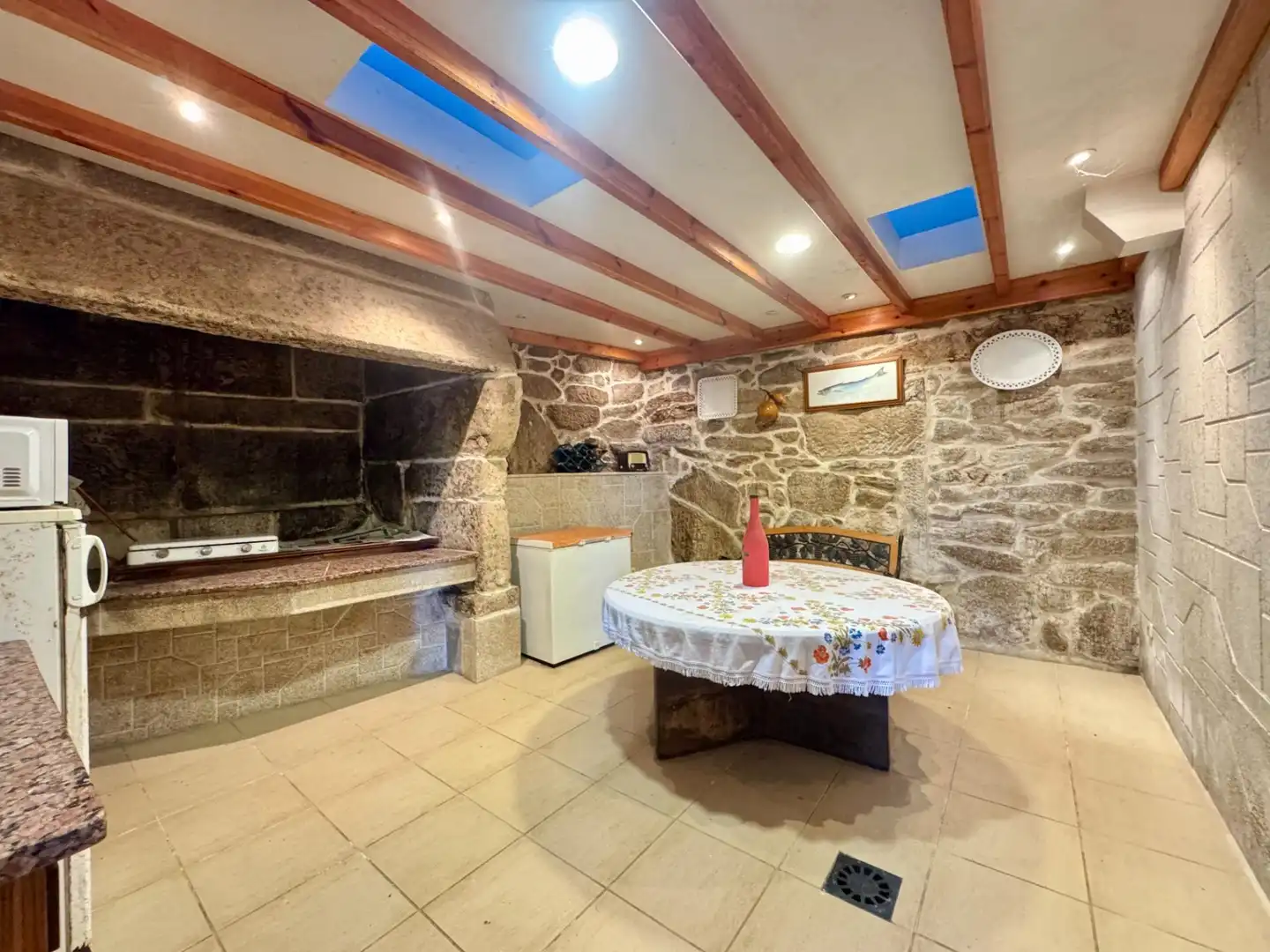 Küche von Haus oder Chalet zum Verkauf in Redondela mit Heizung, Privatgarten und Parkett