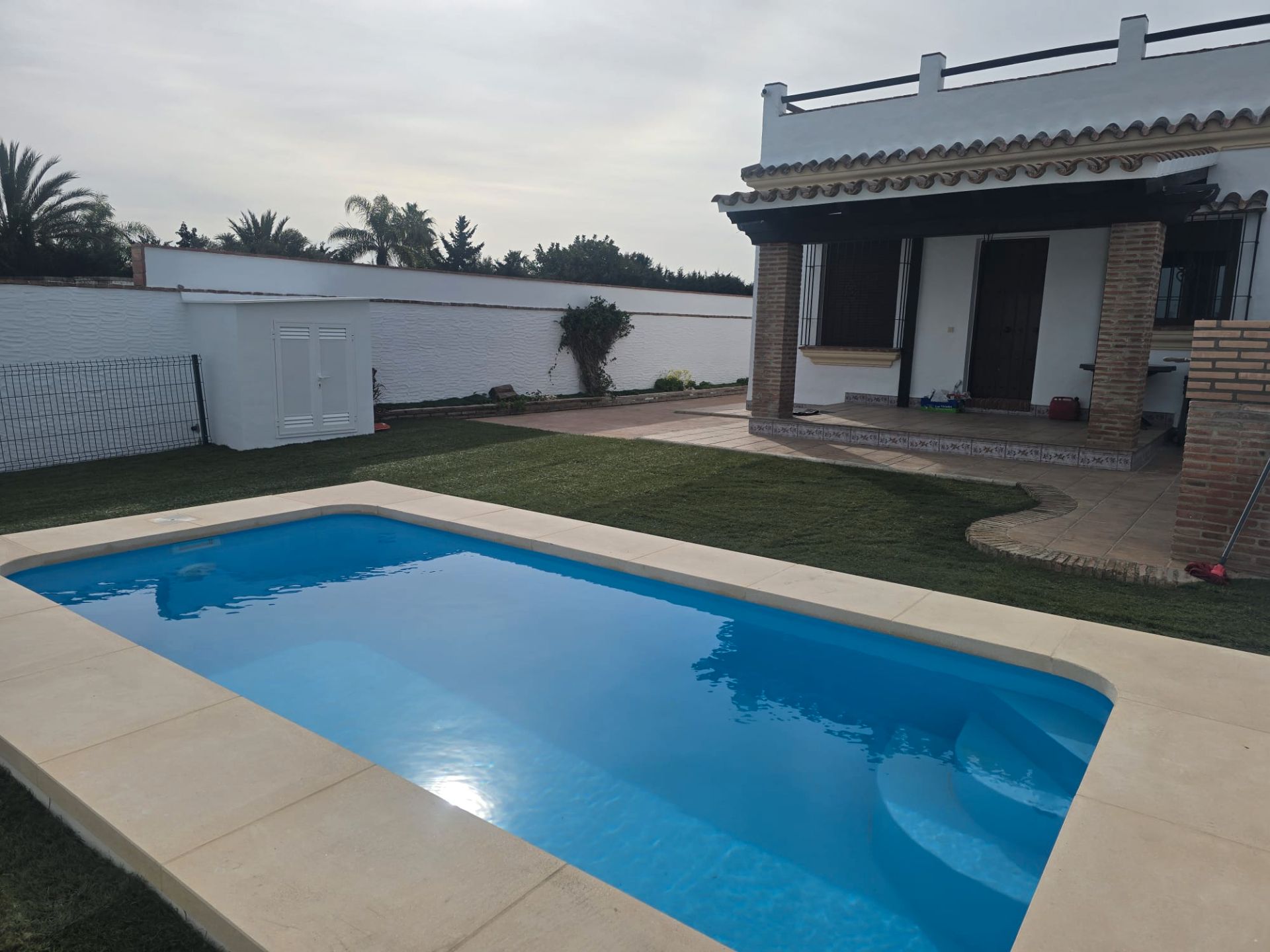 Swimming pool of Single-family semi-detached to rent in Conil de la Frontera  with Air Conditioner, Heating and Swimming Pool