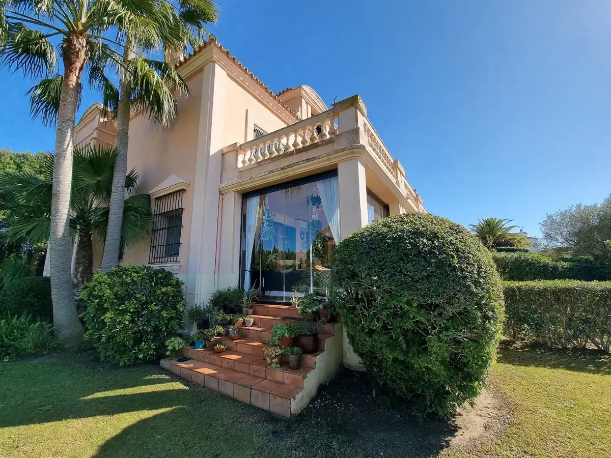 Doppelhaushälfte mit Pool zum Verkauf in Sotogrande Costa, imagen 14