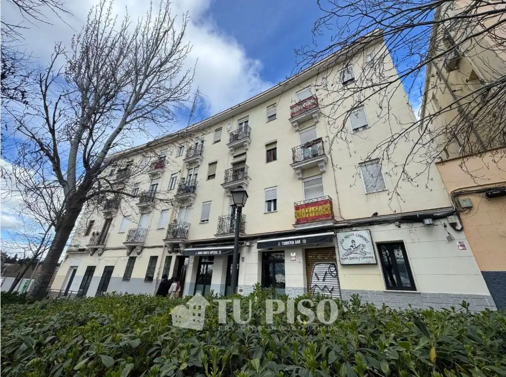 Vista exterior de Pis en venda en Madrid amb Aire condicionat, Calefacció i Moblat